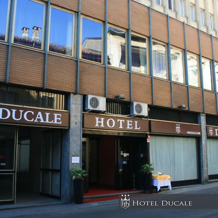 Hotel Ducale Vigevano Buitenkant foto